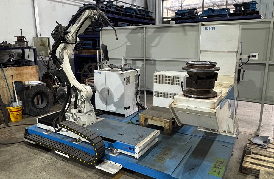 Robot di saldatura